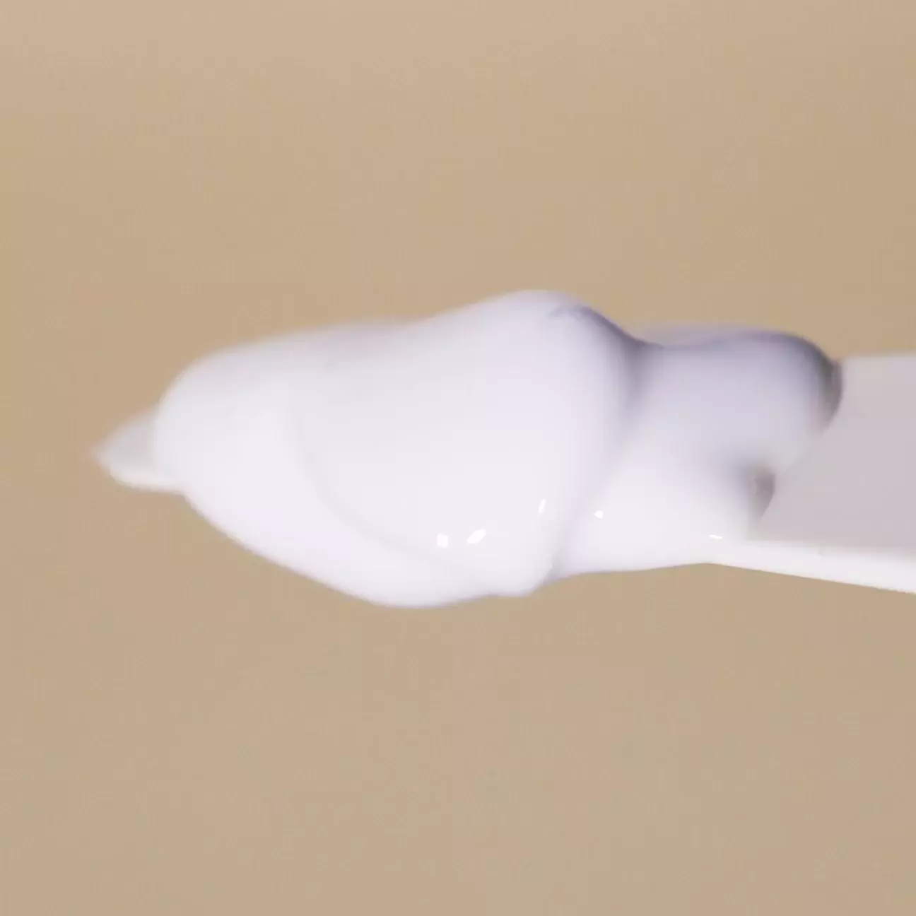 Refuel Magnesium Body Lotion image 2